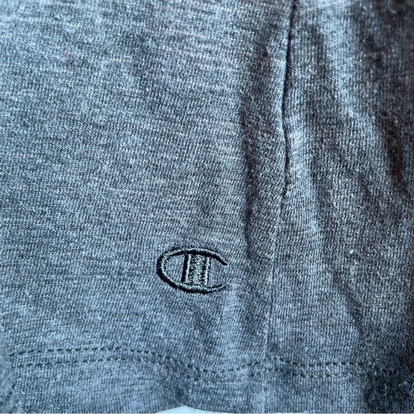 Champion T-Shirt - Picture 4 of 4
